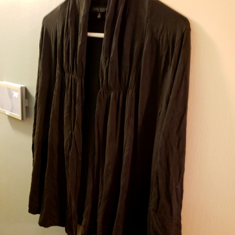 Green Envelope M Black Open Cardigan